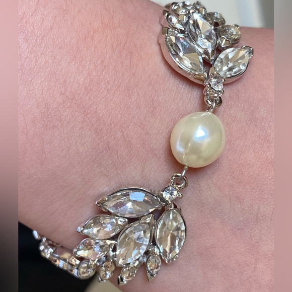 Vintage Camrose & Kross Audrey Hepburn Rhinestone & Pearl Bracelet NEW!